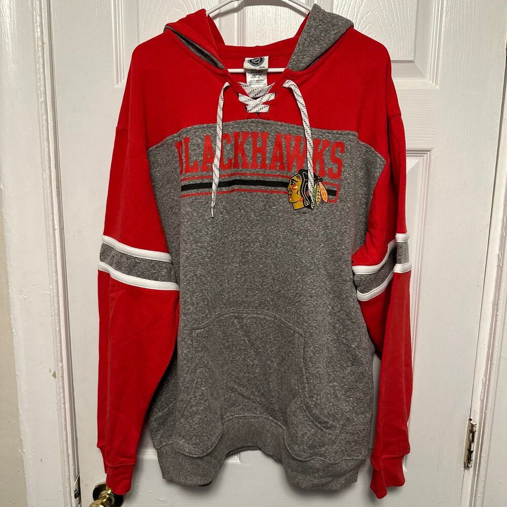 NHL Men’s Chicago Blackhawks Hockey Sweatshirt